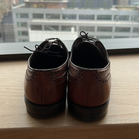 Allen Edmond shoes - Picture 2 of 6